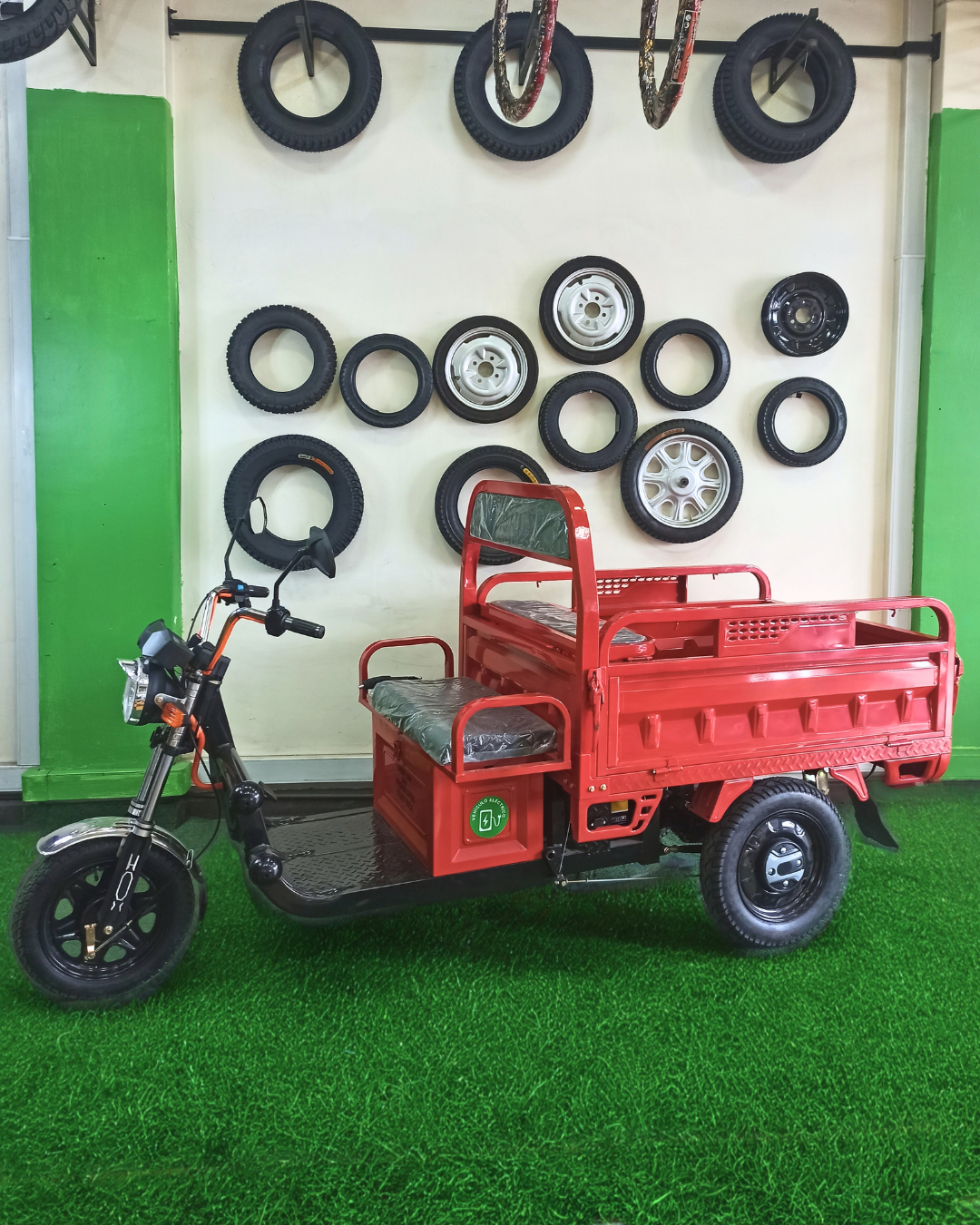 Triciclo de carga eléctrico capacidad 600 kilos