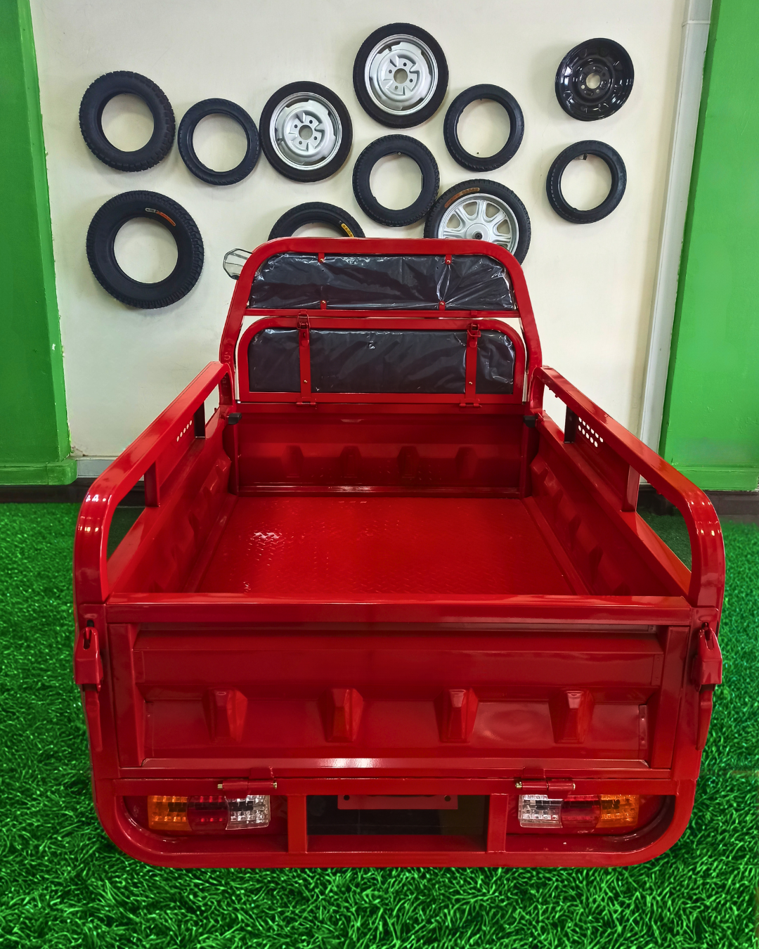 Triciclo de carga eléctrico capacidad 600 kilos